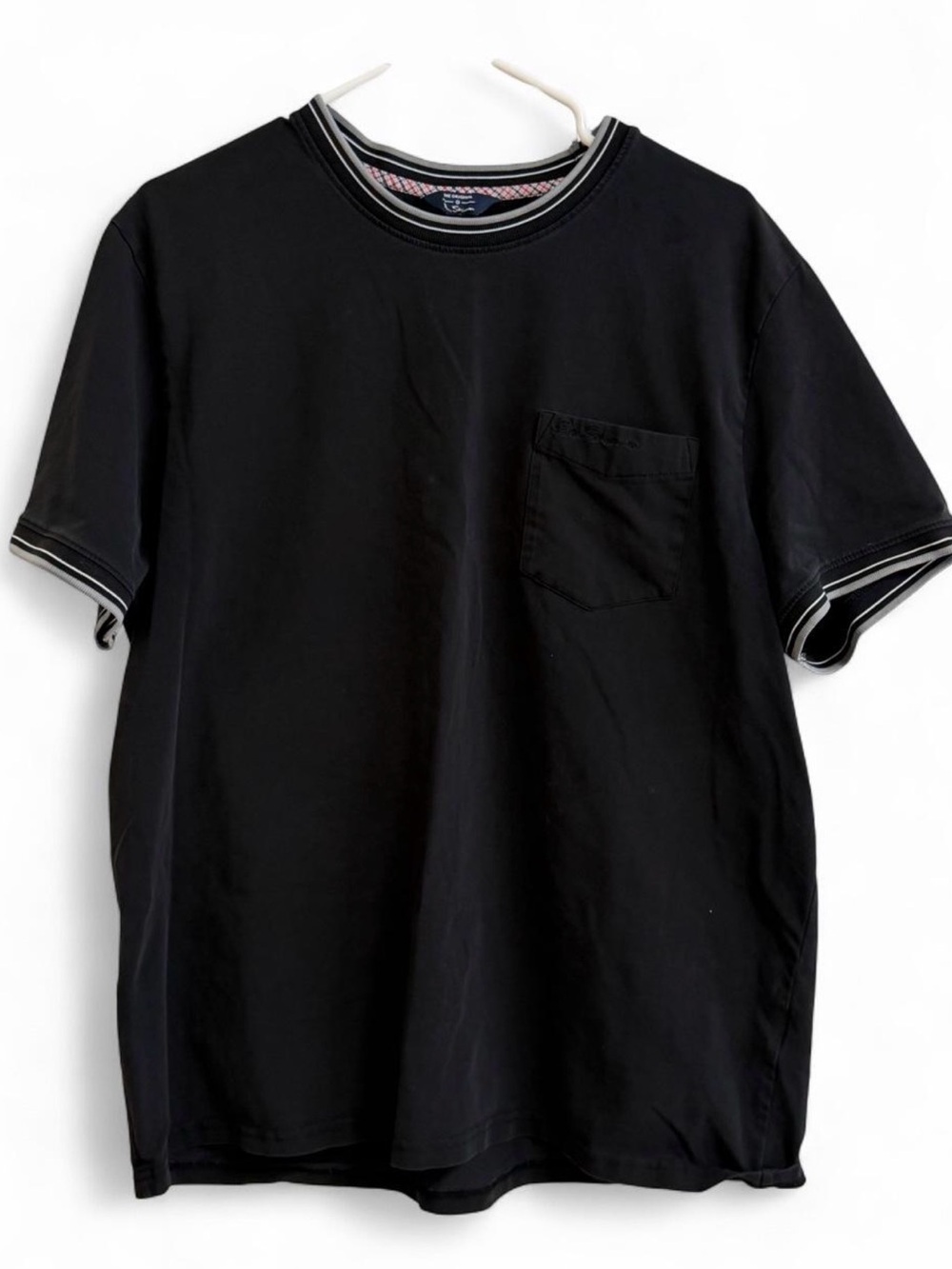Ben Sherman Black Short-Sleeve Crewneck Pocket Tee with Contrast Trim